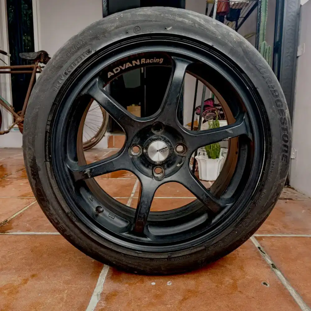 Velg Bekas Advan Racing