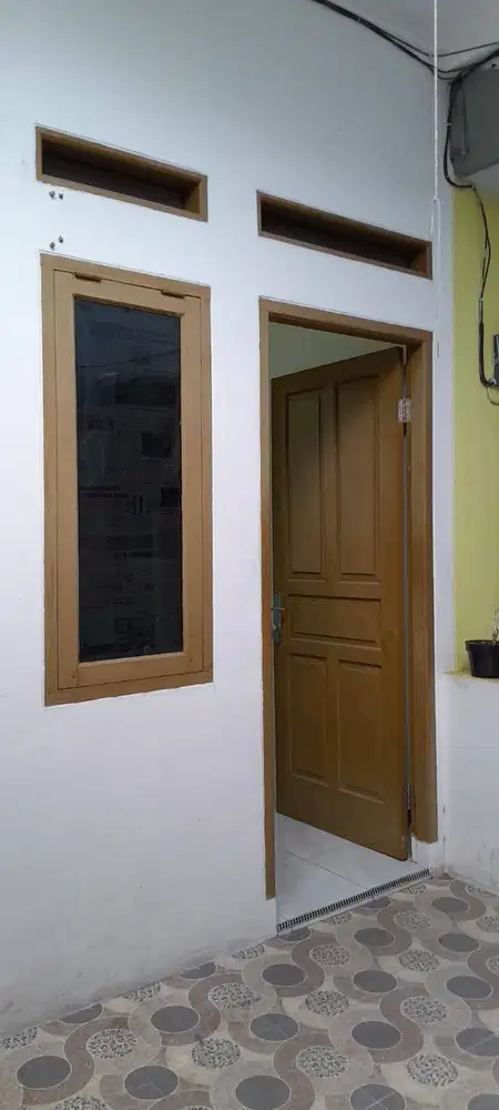 Rumah Kontrakkan Warakas