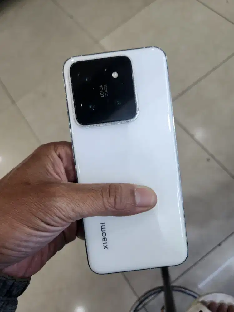 Xiaomi 14 12/256 jaringan 5G resmi Indonesia garansi on