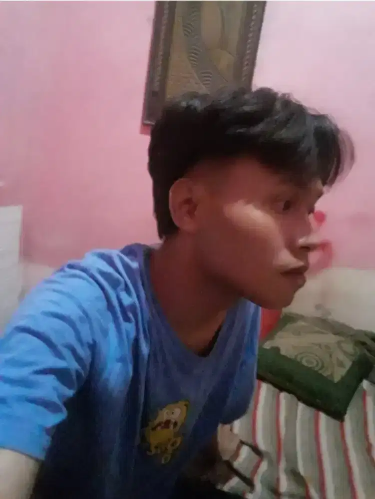 Cari kerjaan jaga warkop atau serabutan mohon bantuannya teman²