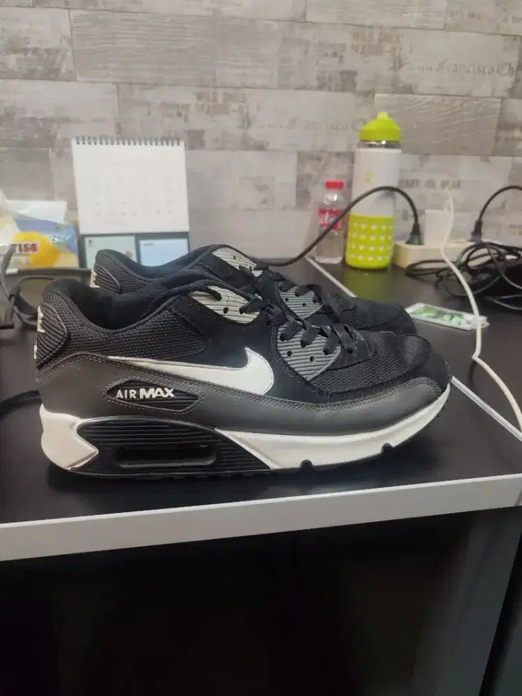 Dijual cepat sepatu AirMax size 44
