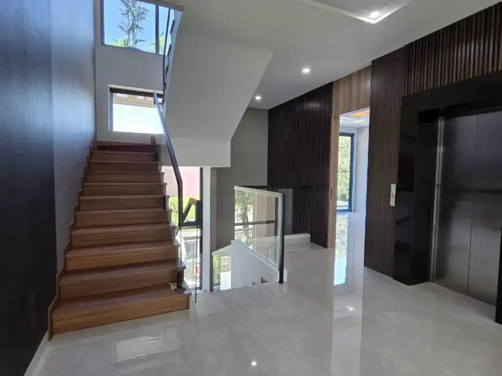 Rumah Woodland Citraland Semi Furnish Premium Spec 3 Lt with Private Lift