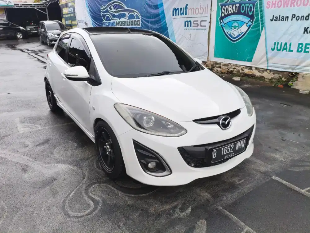 Mazda 2 HB R matic 2012