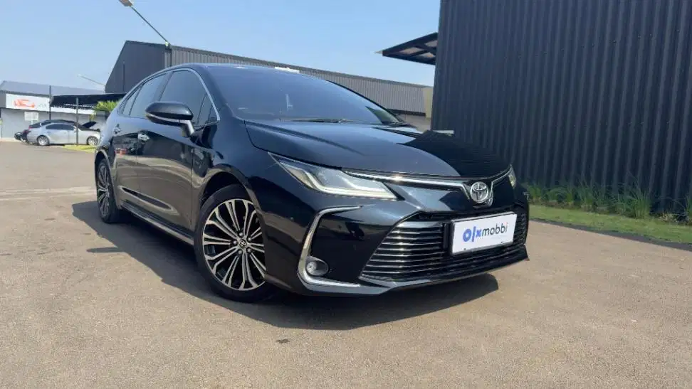 LOW DP Toyota Corolla Altis 1.8 V Bensin-AT 2022 FAC
