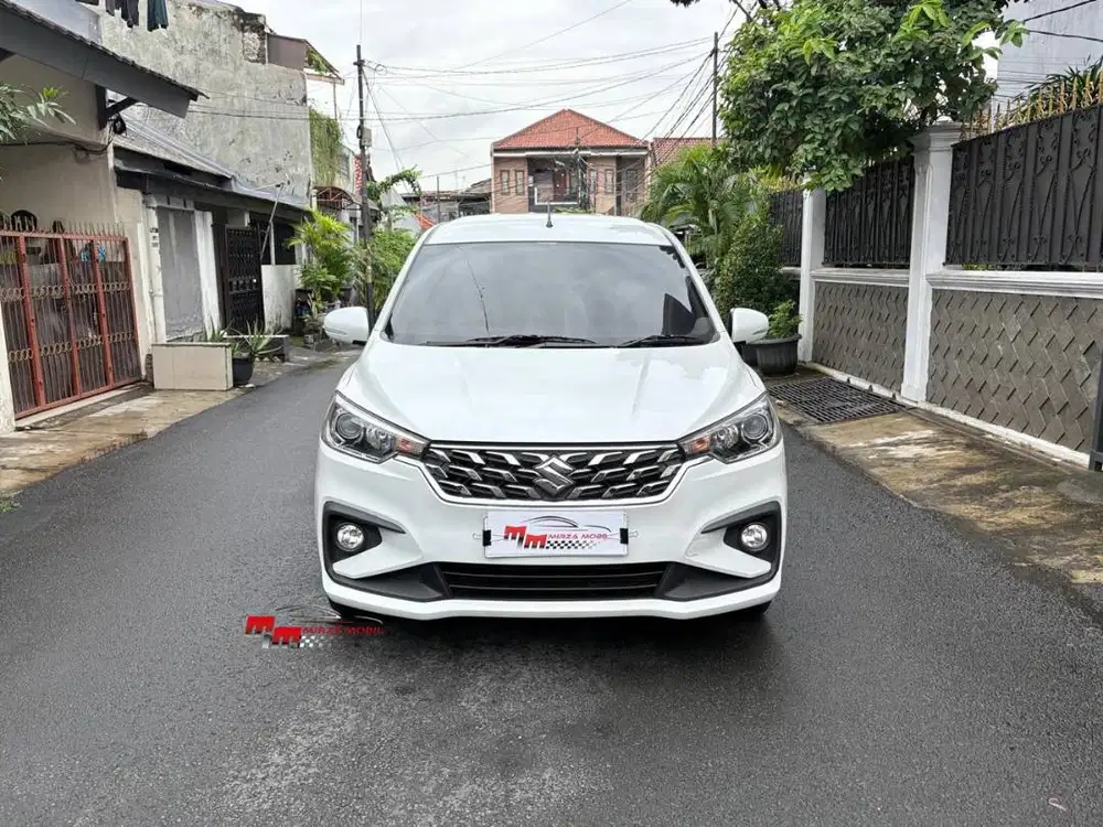 Suzuki New Ertiga GX Hybrid 1.5 AT 2023 Putih