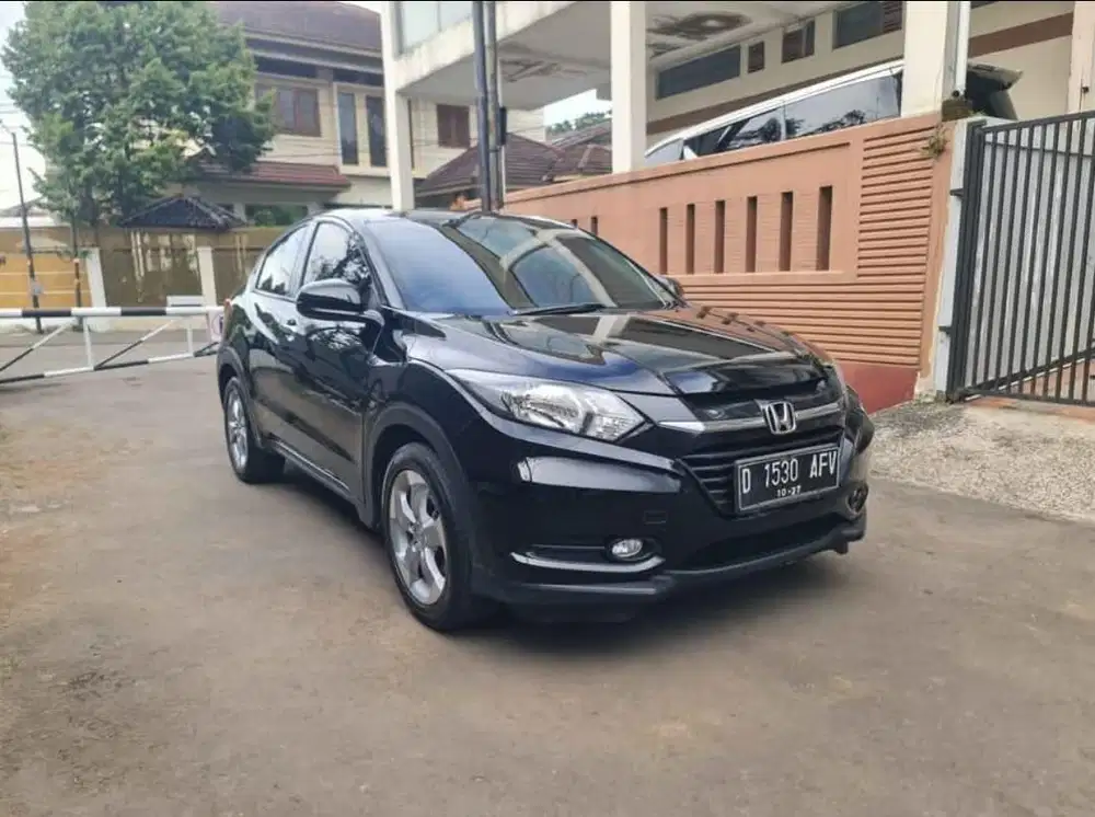 Honda HRV E AT 2017 dr tangan pertama