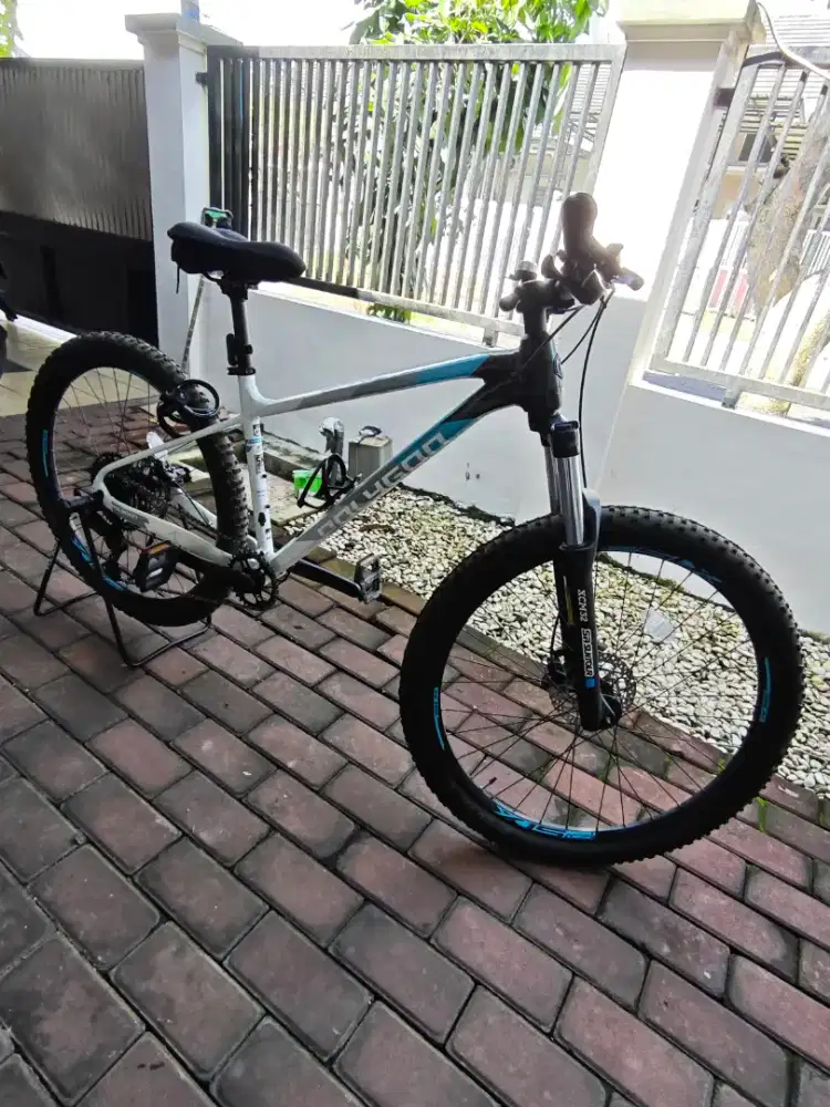 Jual Sepeda Polygon Xtrada 5 (2025)