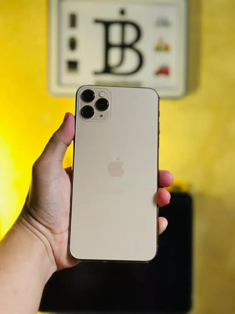 iPhone 11 ProMax 256gb Mulus jual cepaat