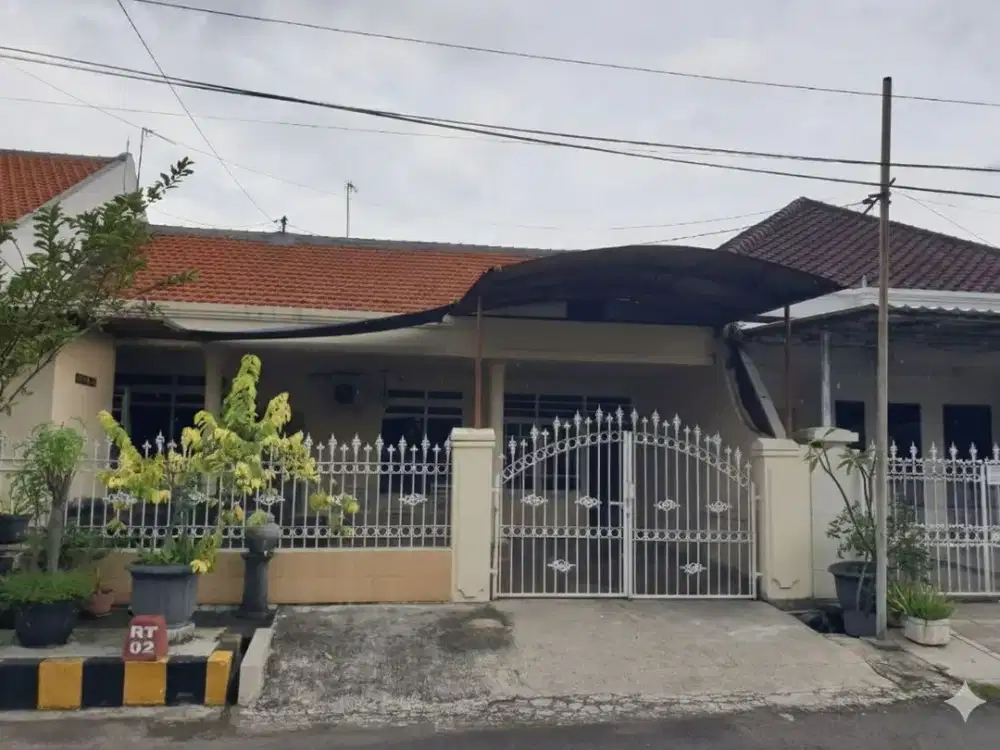DIJUAL CEPAT Rumah Rungkut Asri Row jalan : 3 mobil