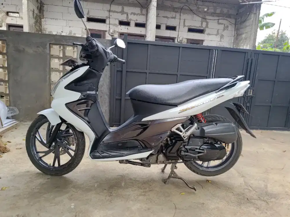 Suzuki skywave 125