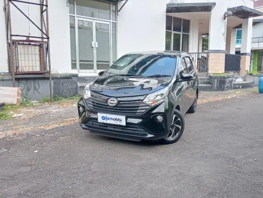 Like New - DAIHATSU Sigra 1.2 R Bensin A/T 2023 HITAM