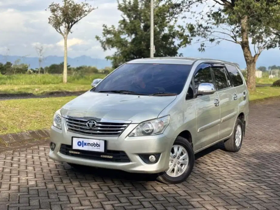 Toyota Kijang Innova 2.0 G Bensin OTOMATIS 2012 NABM
