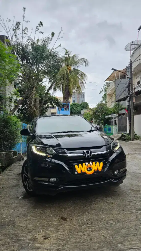 HRV PRESTIGE 1.8 HITAM