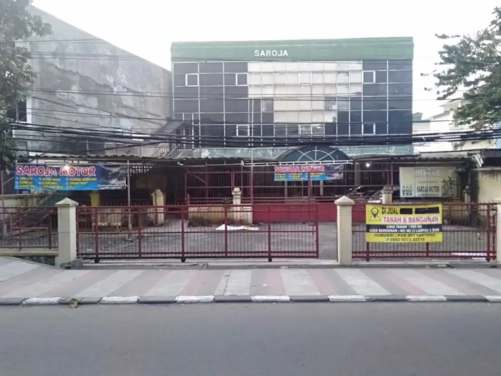 Rumah , Toko ,Bengkel Lokasi strategis Bersebelahan Hotel UNiNUS