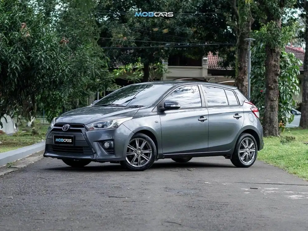 CASH NEGO! LOW KM FULL BENEFIT YARIS 1.5 G AT ABU-ABU METALIK MOBCARS