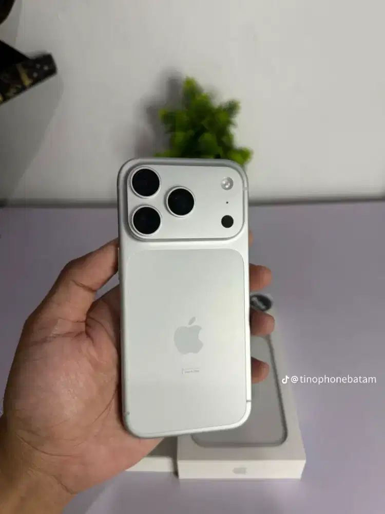 Cicilan iPhone 17pro 256gb garansi iBox promo gratis 2x cicilan