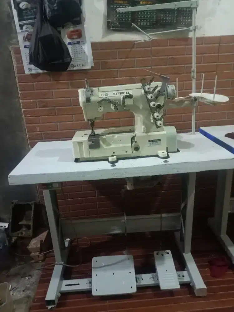 mesin jahit overdek typical original