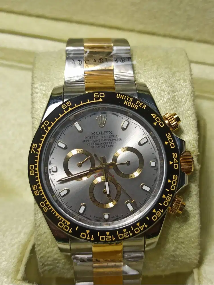 Jam tangan rolex daytona