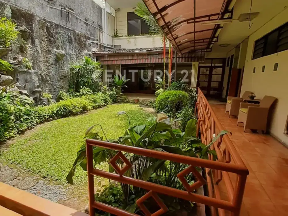 Rumah Mewah Termurah Dalam Komplek Elit Di Simprug Golf