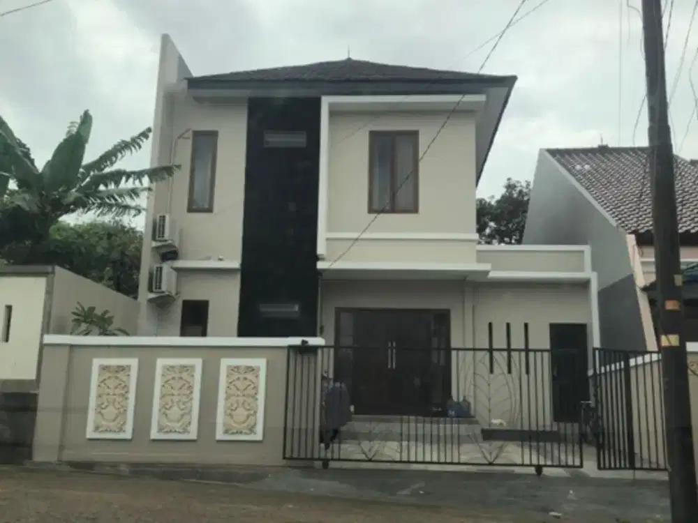 Rumah Cantik Di Lingkungan Elite Di TB Simatupang Jakarta Selatan
