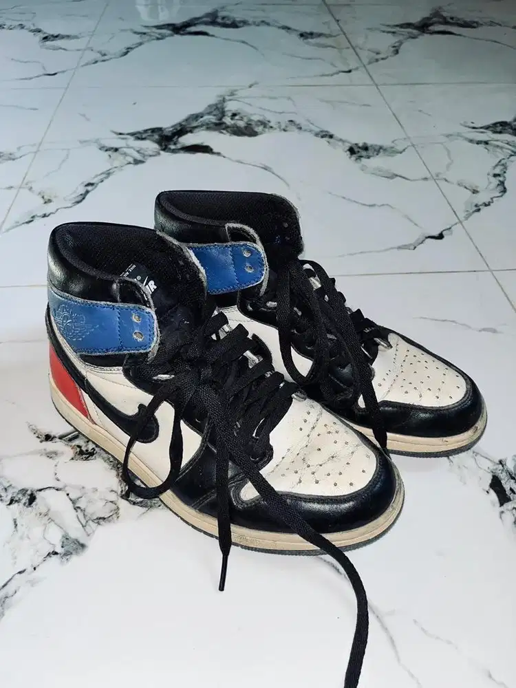 Sepatu JORDAN HIGH TOP THREE