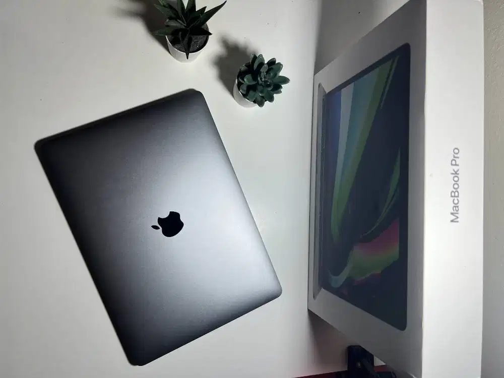 MacBook Pro M1 8/512 – Like New 98% Mulus