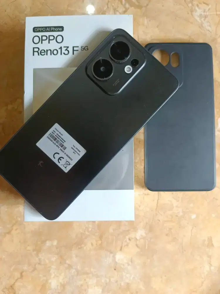 Jual Oppo Reno 13F 5G ram8/256
Garansi sampai 01/10/2026 bisa tt hp