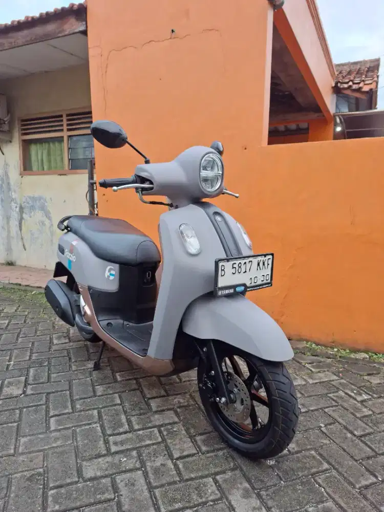 Yamaha fazzio Hybrid 2025 bln 10 istimewa Bergrnsi