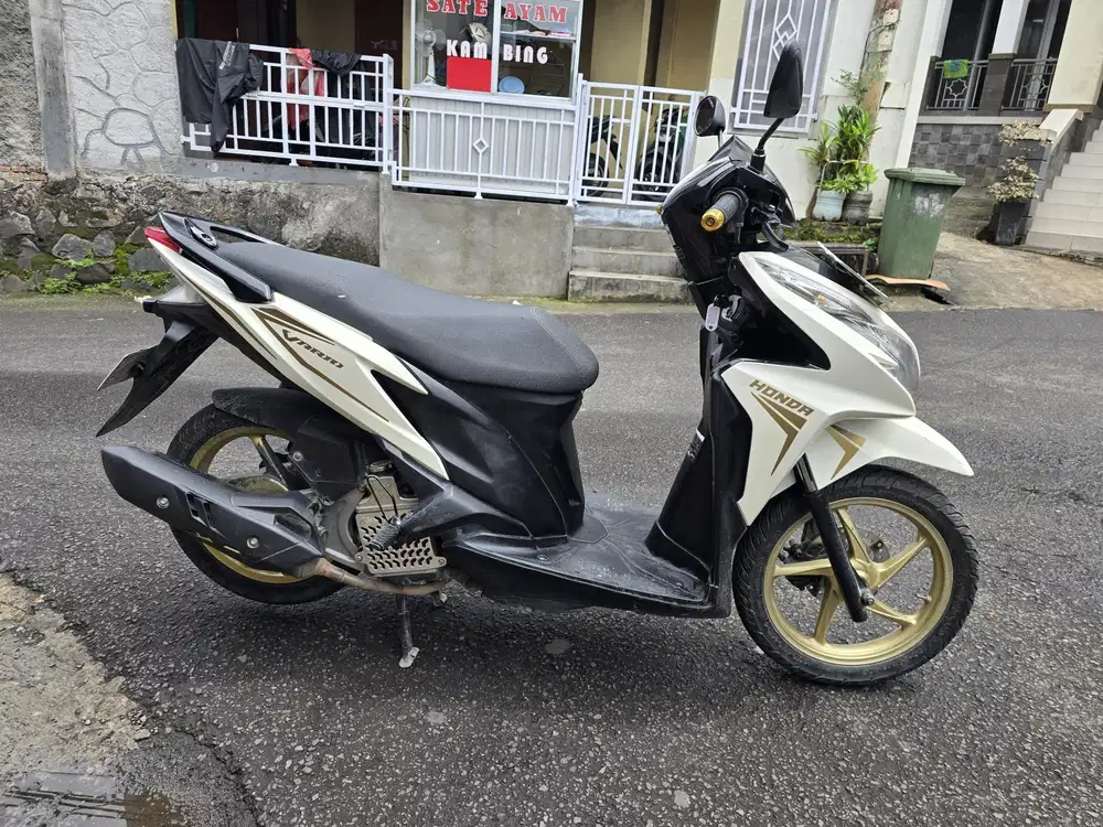 DIJUAL CASH HONDA VARIO KZR 125 CBS THN 2014 PJK OFF 1X SIAP PAKAI