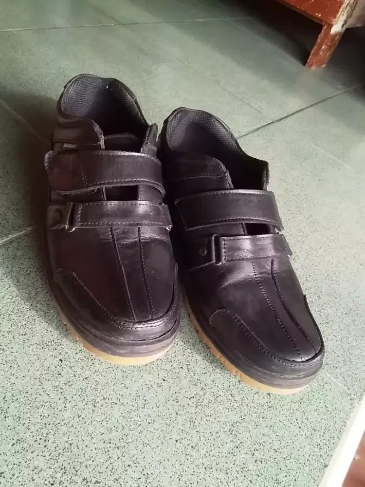 Sepatu Kulit Kerja Formal