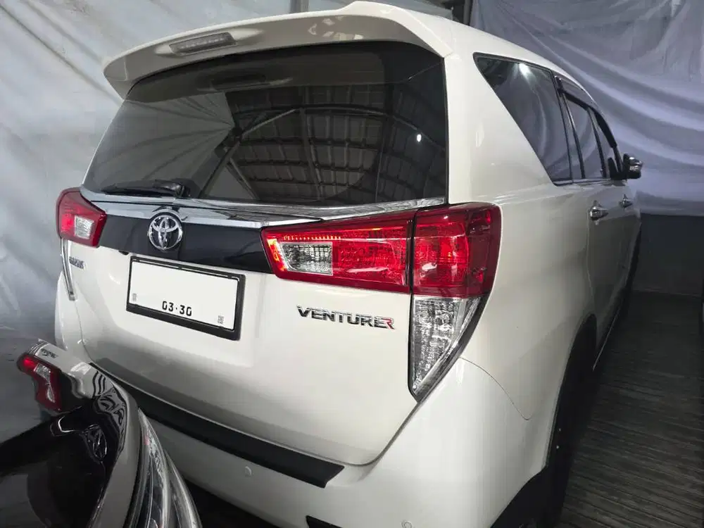 VENTURER PUTIH 2017 (PLAT D KM 32.000)