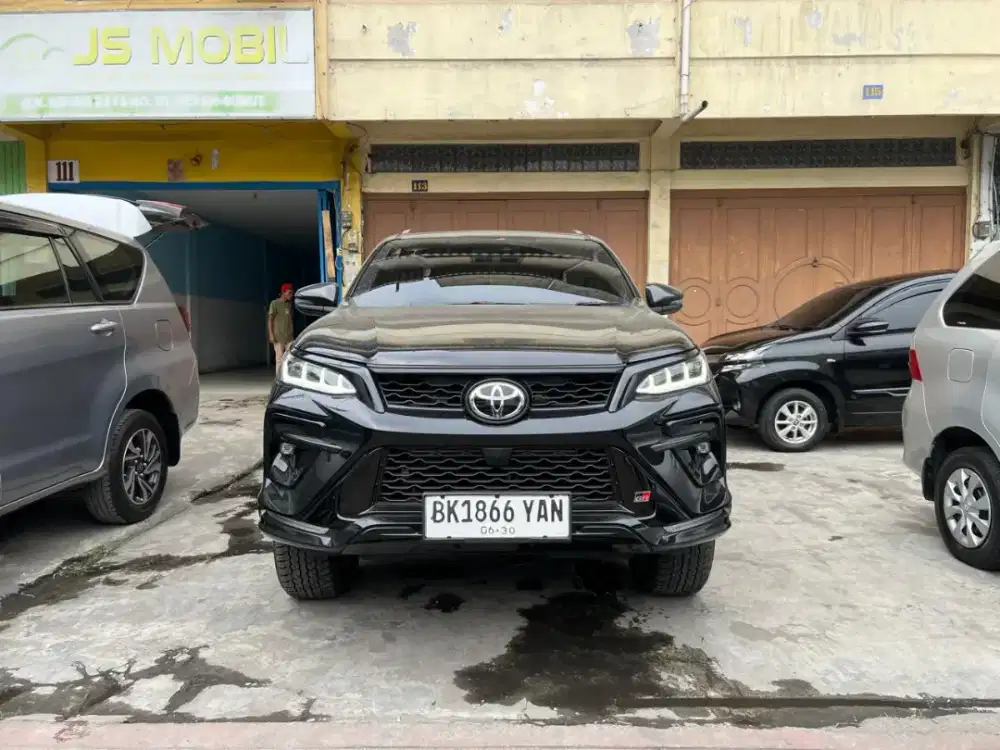 Odo 2700, Toyota Fortuner 2.8 VRZ 4x4 GR 2025