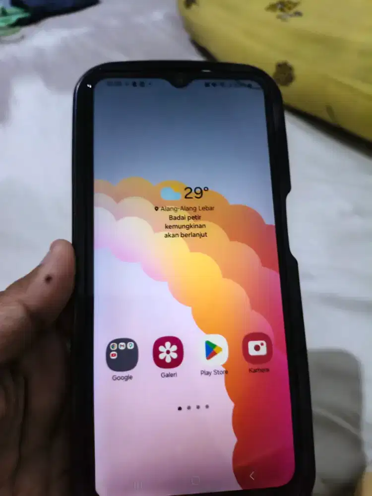 Samsung galaxy a04 memori 4/64