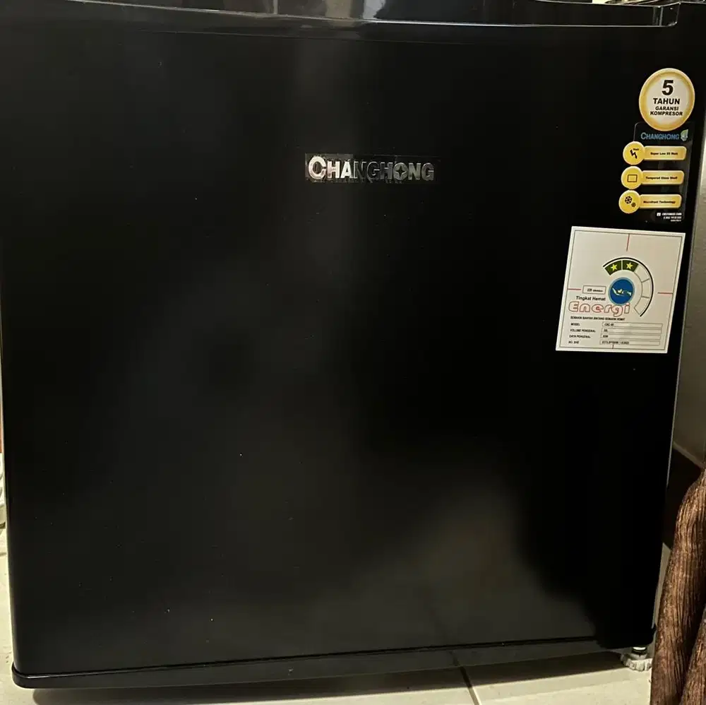 Kulkas Mini Bar Changhong 50 Liter