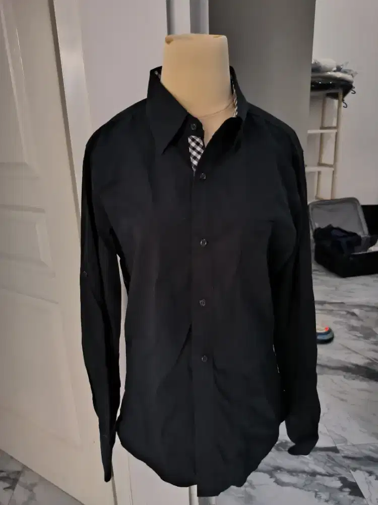 Kemeja Pria LR2 Lengan Panjang Hitam