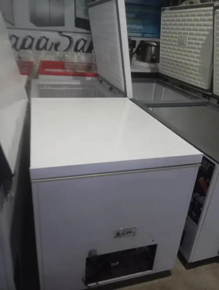 Jual freezer ukuran 1200 liter merk GEA&RSA