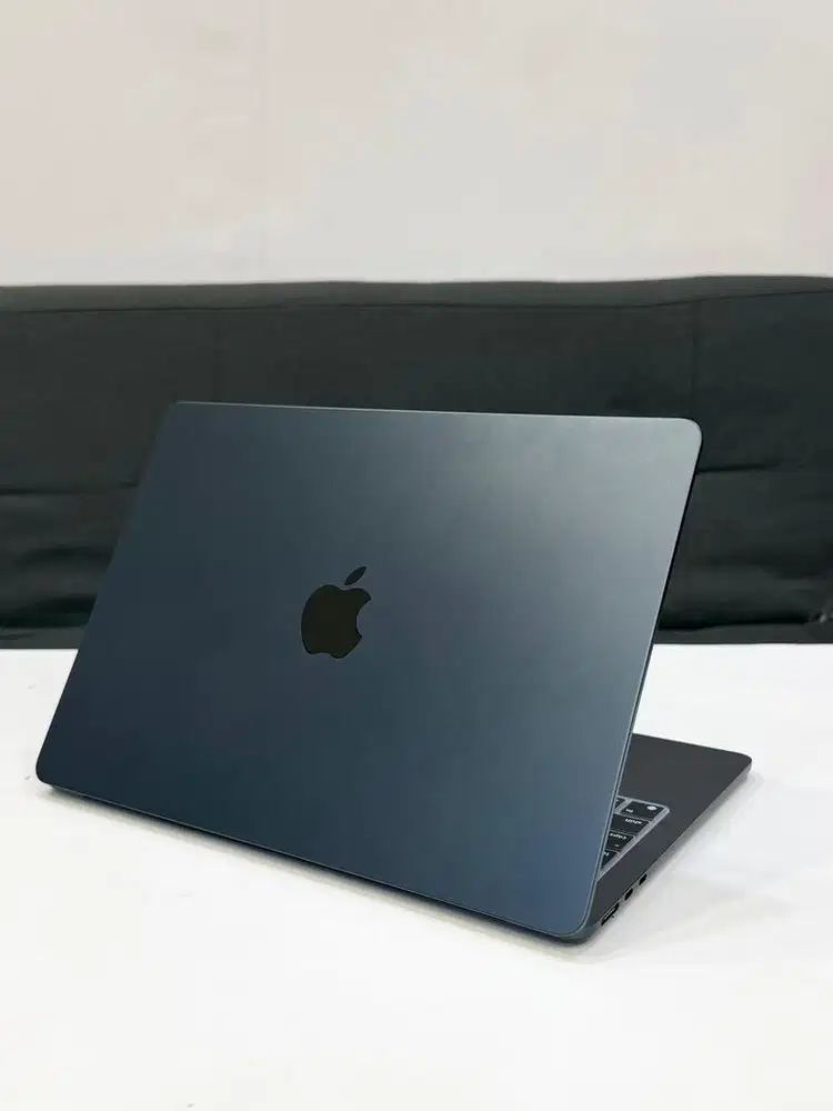 Macbook air M3 16/256gb ex ibox Bisa COD