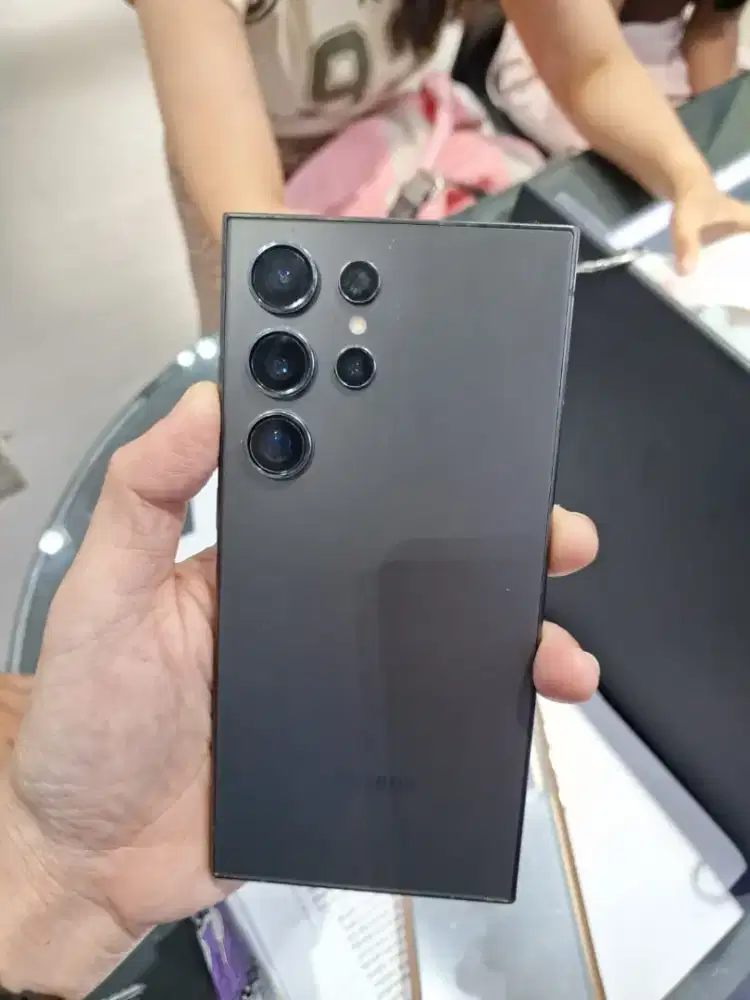 Samsung S24 Ultra 12/256 GB