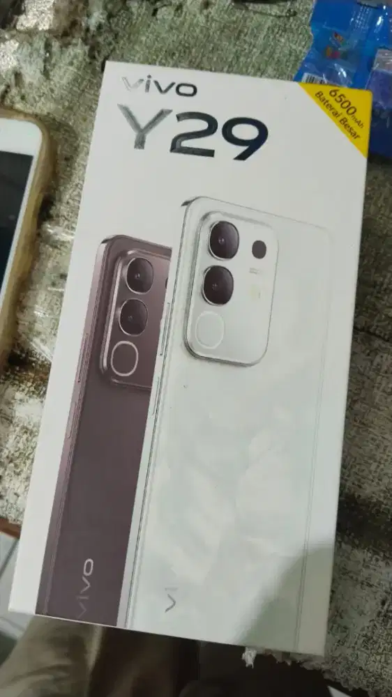 Vivo y29 8/128gb purple