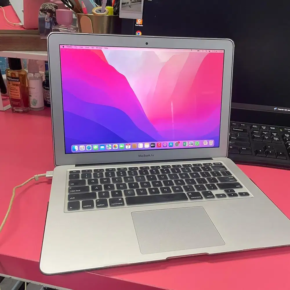 MACBOOK AIR 13 inc , i5 / 8gb (2015)