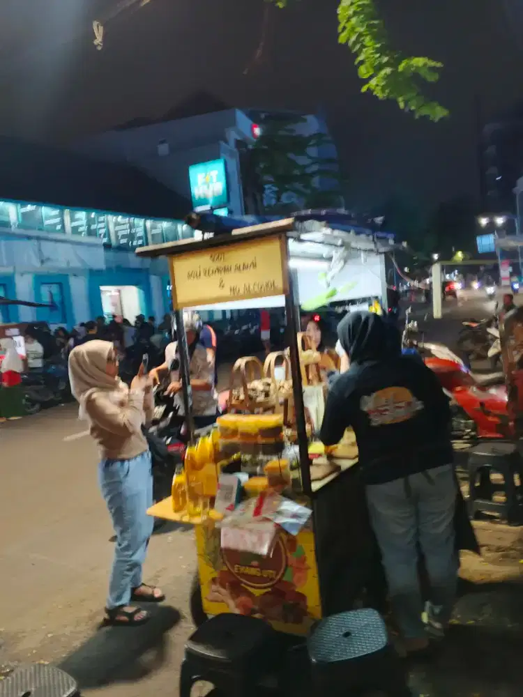Penjaga Jamu Minuman Rempah