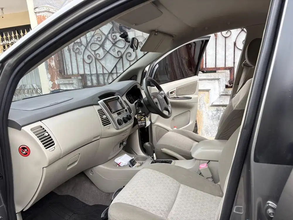 Innova 2.5 G AT Diesel 2014