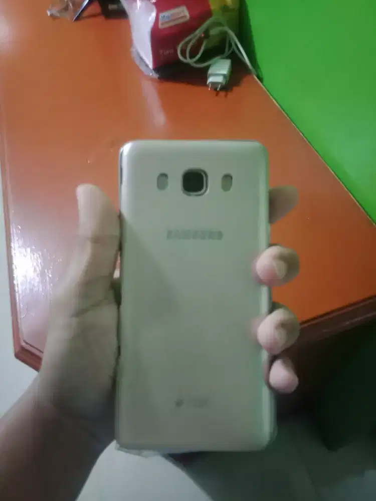 Jual hp samsung j5