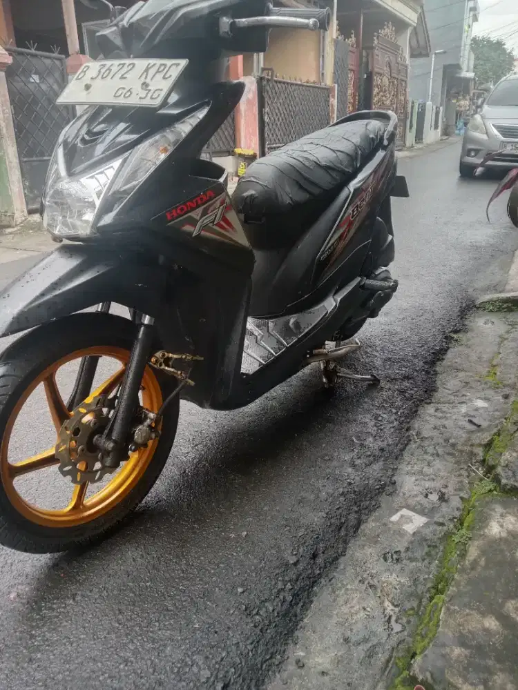 Di jual honda beat fi 2014