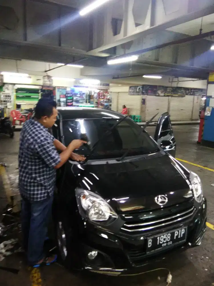 Kaca film home service