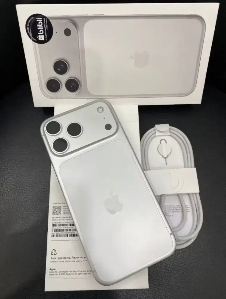 iPhone 17 pro max 256 GB resmi like new
