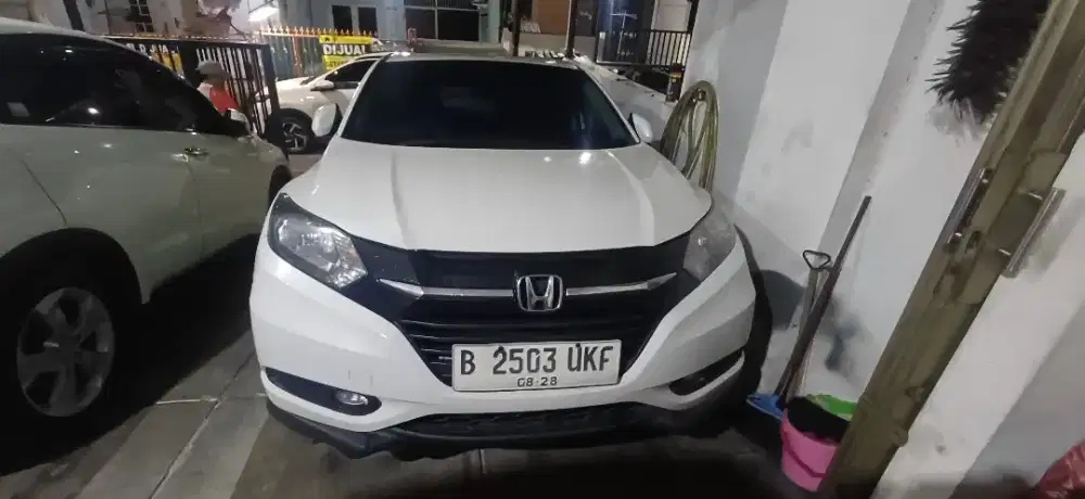 HONDA HRV E MATIC 2018 STNK PANJANG..