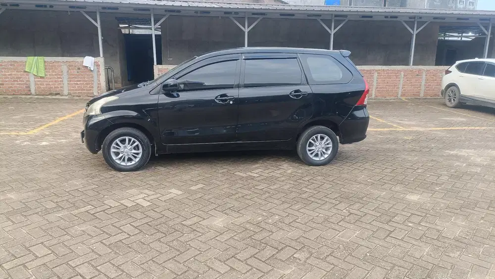 Daihatsu Xenia 2015 Bensin