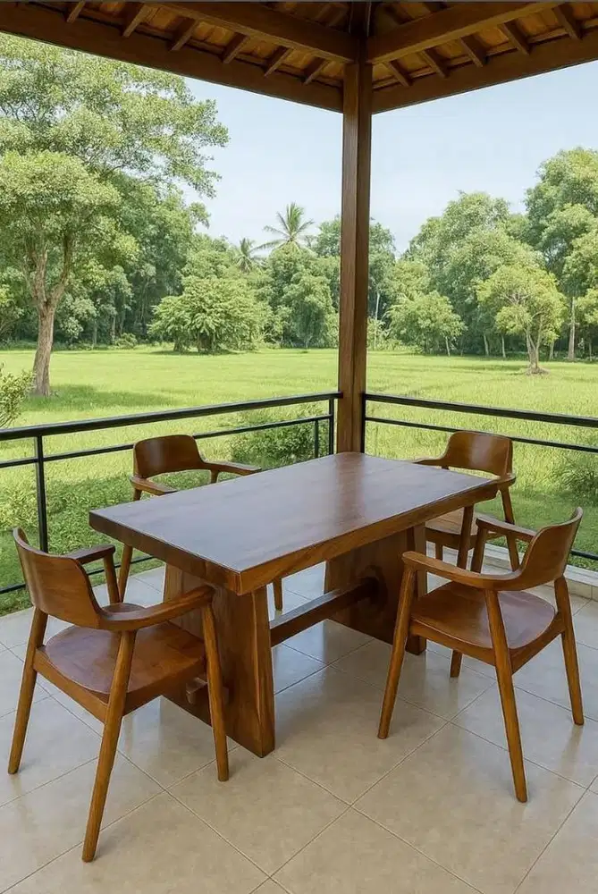 Meja makan trembesi solid ,kayu utuh
