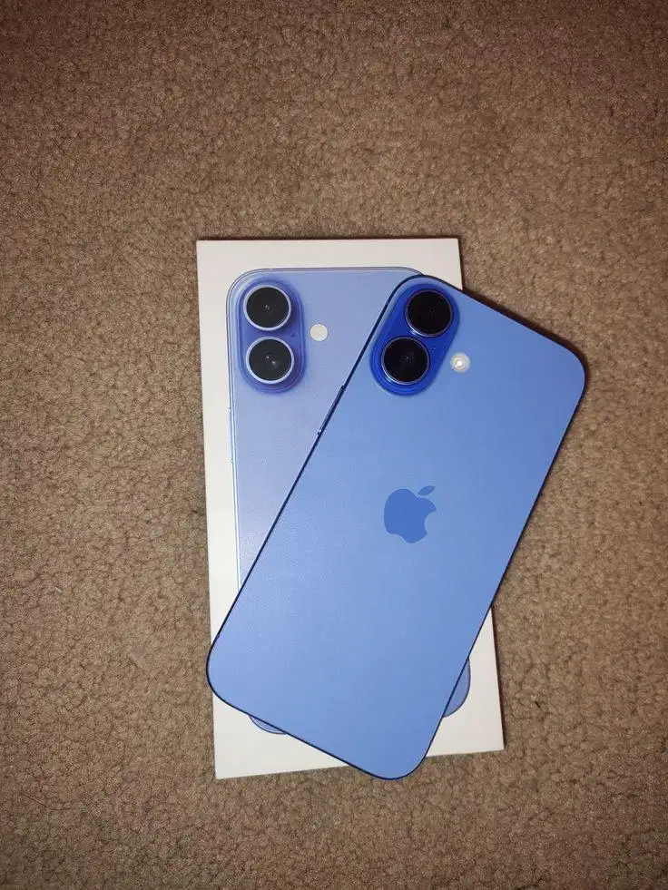 Iphone 16 256gb ibox on garansi